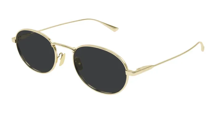 YVES SAINT LAURENT